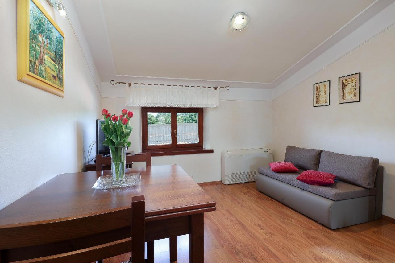 Casa Rustica Dva Baladura Apartments Канфанар Екстер'єр фото