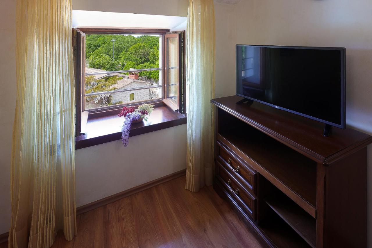Casa Rustica Dva Baladura Apartments Канфанар Екстер'єр фото