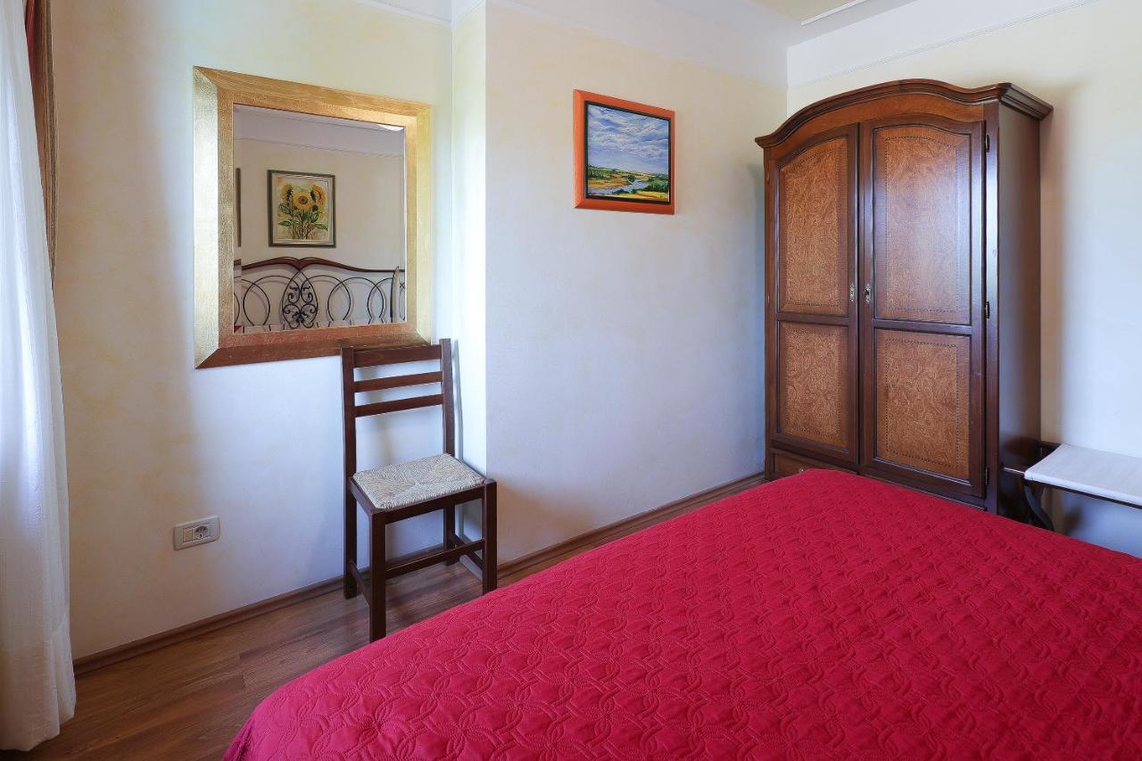 Casa Rustica Dva Baladura Apartments Канфанар Екстер'єр фото